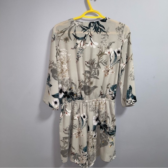 Dex  Romper - Picture 2 of 6